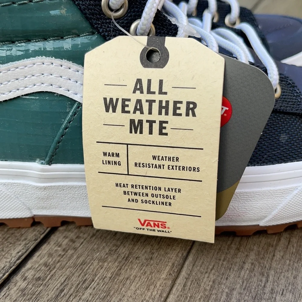 Vans Women's Multi-Color High-Top Winter Boots USED. No longer has tags.